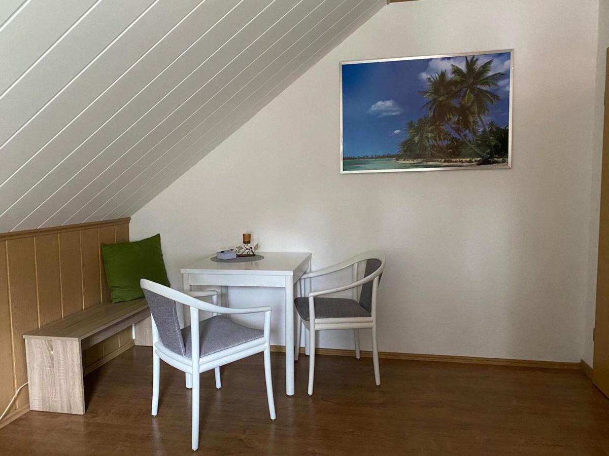 Cozy Apartment In Merlsheim With Garden Nieheim Esterno foto