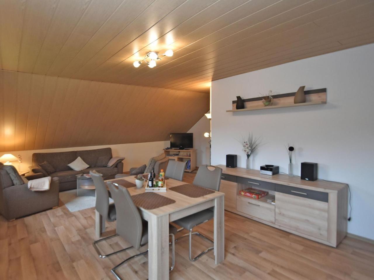Cozy Apartment In Merlsheim With Garden Nieheim Esterno foto