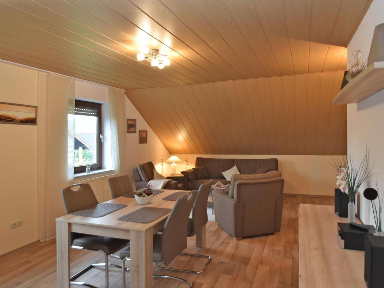Cozy Apartment In Merlsheim With Garden Nieheim Esterno foto